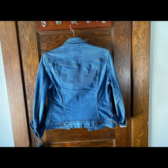 Jean Jacket - Picture 3 of 6